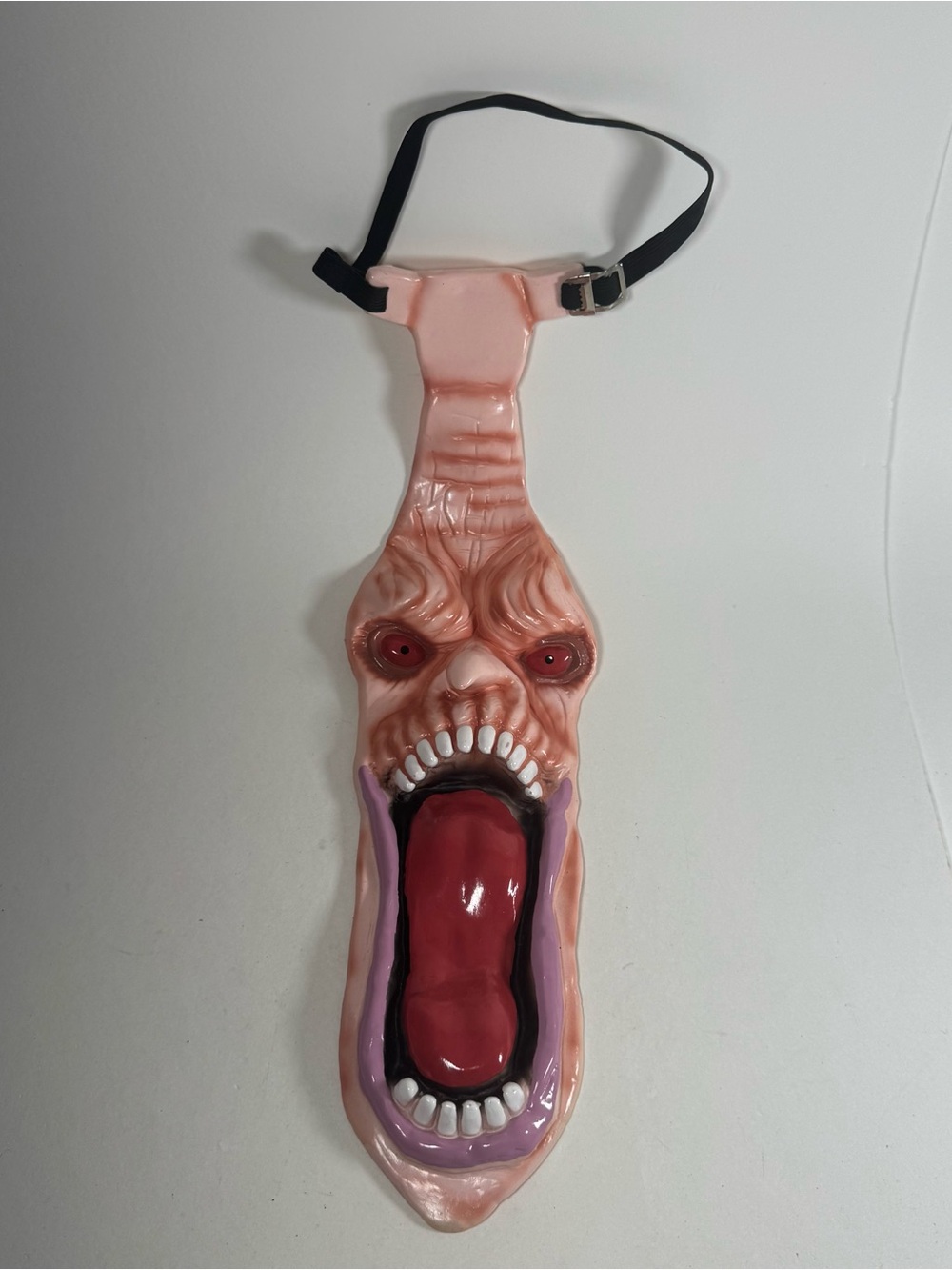 Halloween Prop 3D Dimensional Neck Tie Horror Face Latex Rubber 16.5"